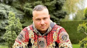 Maybe you would like to learn more about one of these? Eric Sindermann Sicher Er Hat Die Wenigsten Promi Bb Fans Promiflash De