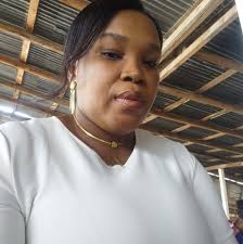 Leonica pierre maintus est née à Limbé est l'une des actrices Haïtiennes  les plus adulées dans le pays, sa carrière d'actrice a été lancée entre  2004 et 2005 dans le film "JOURNÉE