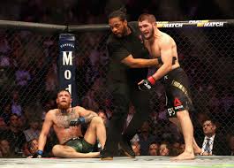 Ufc Referee Herb Dean Revealed Khabib Nurmagomedov Trash Talks The Entire Time He S Fighting