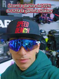 🏍️ Scopri il nuovo Scorpion EXO R1 EVO II AIR Onyx! Il casco integral...