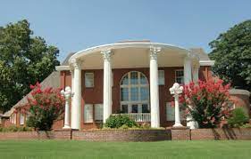 Hadret house is a building in brackenbury that houses lady webb's intelligence services protecting defiance bay. Porch Column Disasters 1 Of 10 Top Home Design Mistakes