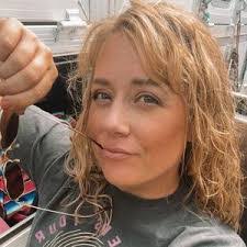 Ellyn Govin's Instagram, Twitter & Facebook