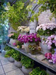See more ideas about button art, button crafts, button creations. Eric Chauvin Floriste Un Jour De Fleurs 22 Rue Jean Nicot Paris Beautiful Gardens Beautiful Flowers Flower Garden