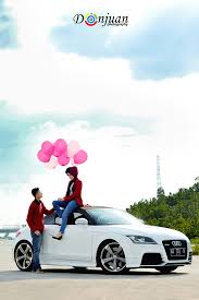 Tarra budiman dan gya sadiqah tampil simpel saat prewedding dengan memakai piyama tidur yang santai, dan momen romantis nan syahdu ditampilkan dalam foto prewedding raisa dan hamish. Foto Prewedding Di Atas Mobil 35 Spot Foto Prewedding Kekinian Instagrammable 2021 Memang Foto Prewedding Bagus Tidaknya Tergantung Dari Fotografernya Namun Tidak Menutup Kemungkinan Ongkos Parkir Mobil Saya Tidak Terlalu