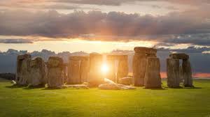 As the earth follows its orbit around the sun, the same hemisphere that faced away from the sun, experiencing winter, will, in half a year, face towards the sun and. Summer Solstice Northern And Southern