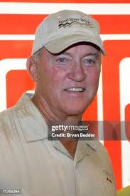 6,111 Steve Bryan Photos & High Res Pictures