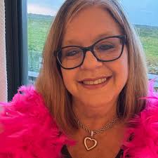 Jennifer Farris Amlong added a...