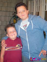 Gibbayyyy gibby gibson from nickelodeon's icarly is really memorable and funny! Guppy Gibson Icarly Wiki Fandom
