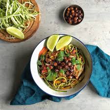 Zoodle Pad Thai With Tamarind Roasted Chickpeas Vegetarian Vegetarian Recipes Pad Thai Healthy Recipies
