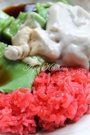 Kuih lompat tikam merupakan sejenis kuih tradisional yang popular di malaysia, terutama di pantai timur iaitu di pahang, kelantan dan terengganu. Kuih Lompat Tikam Resepi Bonda Azie Kitchen