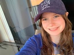 Cindy Hickman's Instagram, Twitter & Facebook