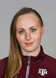 Her birthday, what she did before fame, her family life, fun trivia facts, popularity rankings, and more. Sarah Gibson Women S Swimming And Diving Texas A M Athletics 12thman Com