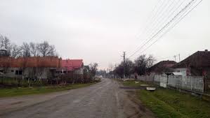 Okremyi zahin spetsialnoho pryznachennia azov), often known as azov detachment, azov regiment, (ukrainian: Exploited Young Romanians From Azov Films Videos Traumatized Der Spiegel