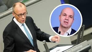 Goldreserven gegen Energiekrise: Top-Ökonom will Deutschlands „riesiges  Sparschwein“ schlachten