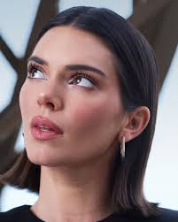 Kendall Jenner junto a Kris Jenner y Kylie Jenner saliendo del hotel 'The  Gritti Palace' en Venecia, Italia.