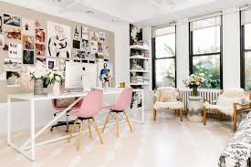 Photos Fashion Designer Rebecca Taylor S Gorgeous Office Makeover Design Studio Office Home Office Design Home Office Decor