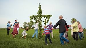 This is 15.06.2021 in sommersonnenwende by susanne weidenkaff on vimeo, the home for high quality videos and the people who love them. Mittsommer 2021 In Schweden Sommersonnenwende In Schweden
