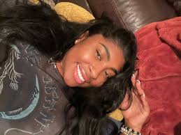 Upgrading composite veneers to porcelain?