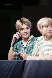 Nct Superm Lee Taeyong Fanmeeting Fansign Kpop 160804 Nctzen Korean In 2020 Taeyong Nct Taeyong Nct