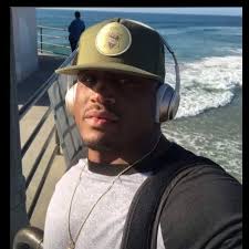 I hope you at least asked dawg to take a pic…I know Ye is drained of this  famous shit.