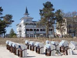 Auch die privatparkplätze an der unterkunft stehen ihnen kostenfrei zur. Villa Seeblick Mit 4 Ferienwohnungen In Binz Auf Rugen