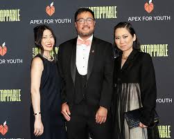 Ian Kow, Wen Zhou, Daisy Chen Hutton, Jeff Hutton at Apex for Youth: 27th  Anniversary Inspiration Awards Gala