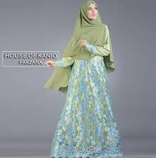 Baju gamis syar'i ini sangat cocok dibuat menggunakan bahan satin dengan ciri kainnya yang licin dan tipis akan membuat baju gamis berbahan satin tetap indah walaupun tak diberikan aksen atau penambahan aksessoris apapun. 80 Model Baju Syar I Terbaru 2020 Edisi Gamis Kebaya Dan Dress