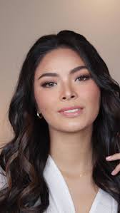 Look: Maxine Medina Wore A Mark Bumgarner Gown To Her Wedding