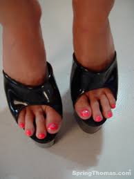 Spring Thomass Feet << wikiFeet X