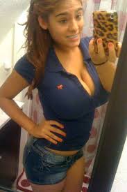 Busty amateur kalis play with her favorite toy. Pin On Bustynbeautiful