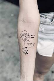 37 Simple And Elegant Rose Tattoos In Watercolor And Bright Colors The First Hand Fashion News For Females Rose Tattoos Traditional Rose Tattoos Vintage Rose Tattoos
