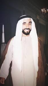 الشيخ زايد الله يرحمة ويغفر له Iphone Wallpaper Quotes Love Men Photoshoot Phone Screen Wallpaper
