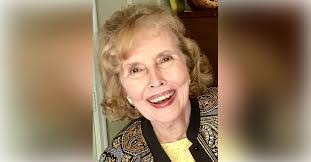 Nell Franklin's Instagram, Twitter & Facebook