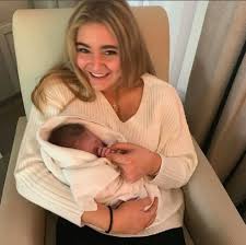 George smith, portrayed by steven roberts, appeared in the series between 2011 and 2014. Gordon Ramsay S Baby Oscar Is Doted On My Big Sister Tilly S Boyfriend In Sweet New Photo Hello