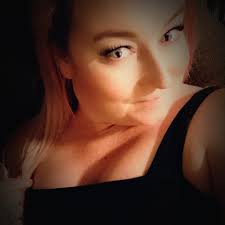 People call Kate Middleton "the biggest asset to royal family" after seeing  NEW PICS from Windsor 👑⬇️