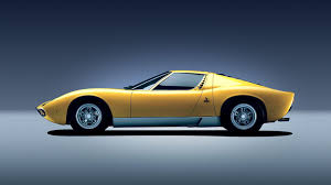Lamborghini or bertone did not keep very good records of the paint codes used on the miura's in the beginning. Lamborghini Miura P400 Guide History Lambocars Com