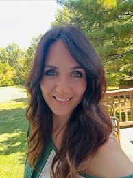 Author Shelly Snow Pordea