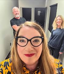 Late Bloomer show 233. Fabulous crowd in New Plymouth, NZ tonight. Thanks  for coming if you did. My ace support was Sally-Anne Hayward. Mugs are via  the link in comments below and