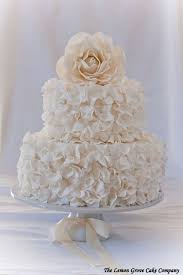 Millie 2 Tier Ruffle Wedding Cake Tortas De Bodas Decoracion De Pasteles Pasteles De 15 Anos
