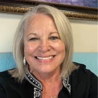 Tammy Gray's Instagram, Twitter & Facebook