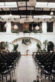 Timeless Meets Contemporary In This Ebell Long Beach Wedding Junebug Weddings Wedding Venues Indoor Ebell Long Beach Long Beach Wedding