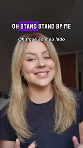 A expressão "put yourself in my shoes" significa "coloque-se no meu lugar".  A tradução ao pé da letra é "Coloque-se nos meus sapatos." Exemplos 👇  🇺🇸🇬🇧"I know you're upset, but try to