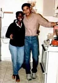 She lived in germany for 16 years and she speaks german almost perfect. Africanculturedirect Auma Obama Barack Obama S Half Sister Has No Doubt Burst To Fame Following The First Ever Visit Of Her Brother To Kenya As Usa President