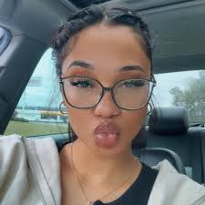 Can you fill garden beds with straight compost?