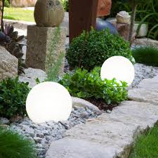 6er Set Led Aussen Solarleuchten In Kugelform Fur Den Garten Meinelampe
