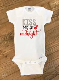 Download Free Silhouette Design New Year S Kiss Me At Midnight Silhouette School