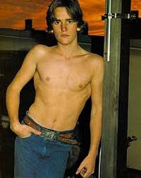 Who is matt dillon married to? Matt Dillon Young Gay Girlfriend Shirtless Underwear Photos