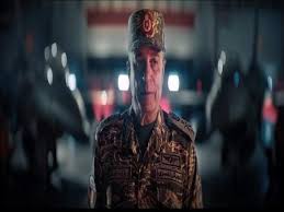 وكذلك نشر الفنان أحمد حاتم صورته عبر حسابه الخاص على موقع الصور انستجرام من أحداث الفيلم وعلق عليها انتظروا ملحمة من خلال فيلم السرب مفاجأة. Zuds1ygr0uxeum