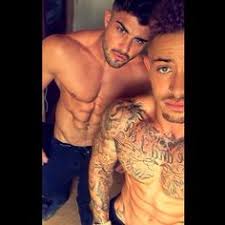 Ashley and his partner safiyya raised £1.5m earlier this year to fund for her specialist treatment in singapore, however, the tot became too unwell to undergo the treatment after more tumours were discovered. 9 Ashley Cain Ideas Ashley Cain Cain Ashley