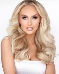 Fallon Williams's Instagram, Twitter & Facebook